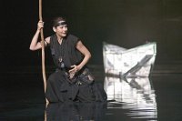 Kuva: Heikki Tuuli Kaukainen rakkaus Kansallisoopperassa. Kuva: Heikki Tuuli
