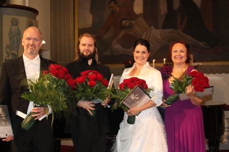 Palkitut kuvassa vasemmalta: Juhani Alakärppä (1. palk.), Petteri Lehikoinen (tunnutstuspalkinto), Ilona Jokinen (3.palk.) ja Leena Liimatainen (2.palk.)